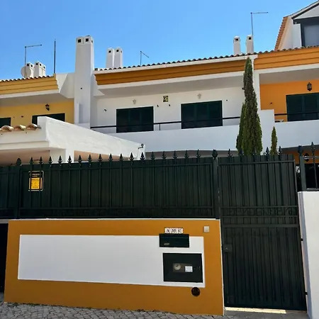 V3 In Tatil Evi Albufeira